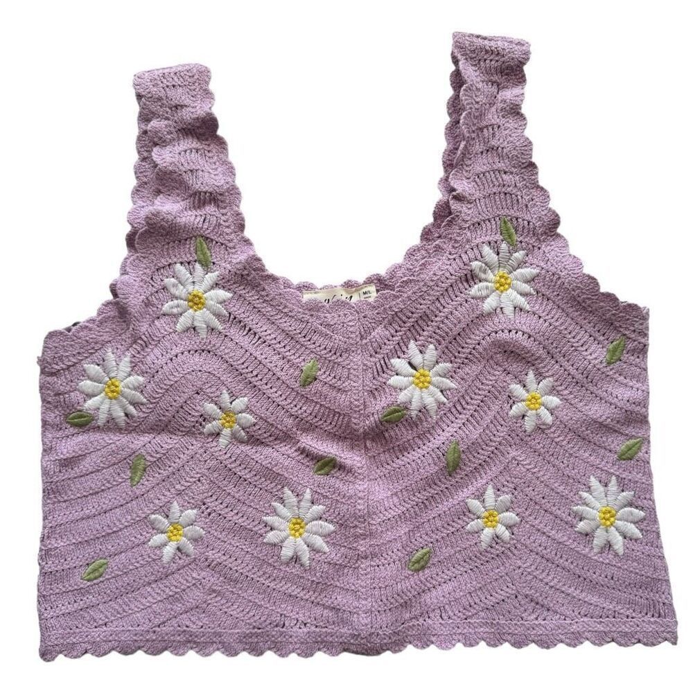 New In Women’s Lavender Crochet Daisy Crop Top Size M/L New